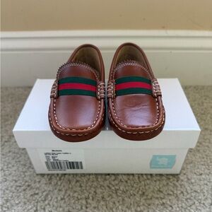 New Elephantito Kids' Club  Loafers Toddler sz 8